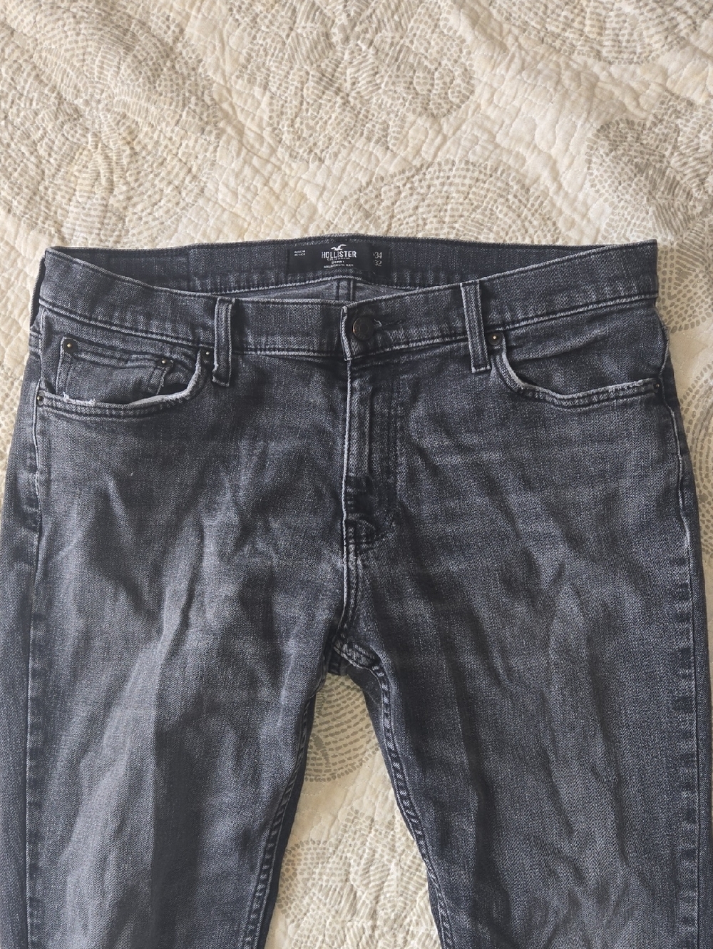 Hollister Men's Faded Charcoal Slim Jeans